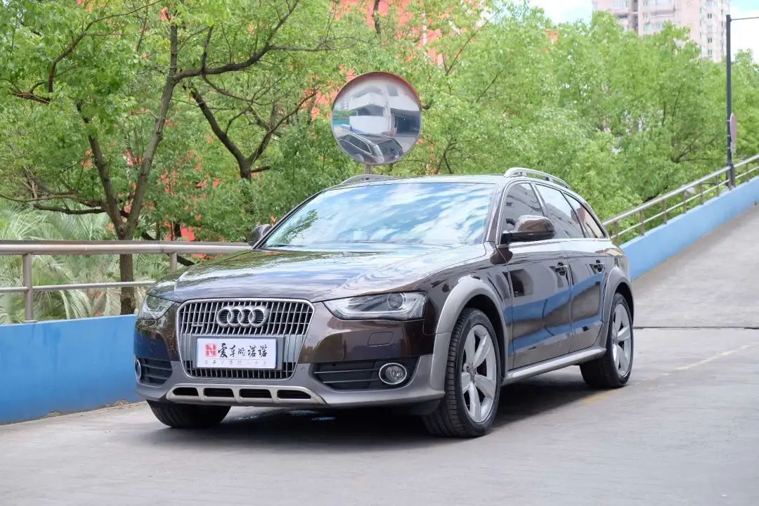 二手奔馳glc報價_奔馳2016款glc260二手車價格_奔馳gl級二手車報價